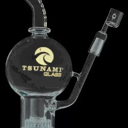 Tsunami Globe Water Pipe