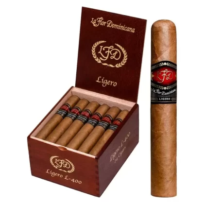La Flor Dominicana – Ligero : L 400 Toro - Ejuicewarehouse