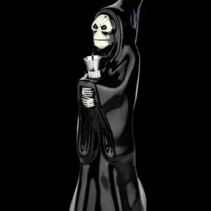 Ceramic Bong – Skeleton Cupbearer